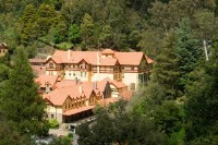Jenolan Caves House - Romance and Adventure in Sydney